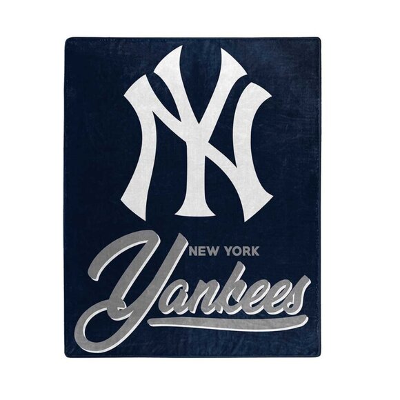 New York Yankees MLB ‘Signature’ Raschel Throw Blanket EUC - Picture 1 of 4